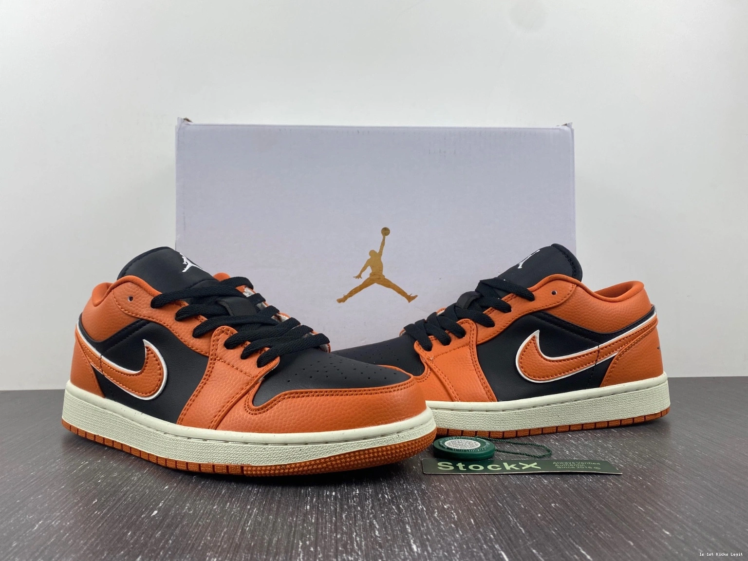 Jordan DV1299-800 Spice 1 WMNS Sport Low Air 0215